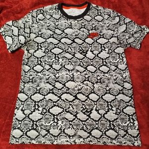 🔥Nike 'Python' Tee